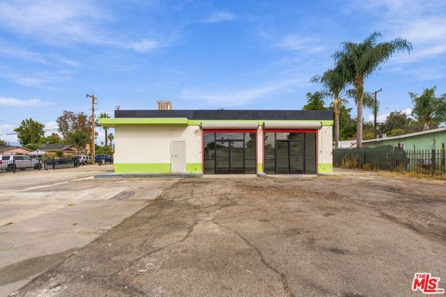 1195 W Mission Blvd, Pomona